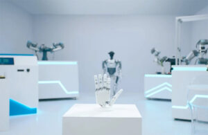 SUPCON opens new innovation center and launches Navigator α humanoid robot